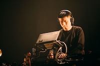 CH.0 （DJ）（撮影：Ray Otabe）