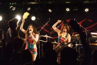 「ドキッ！ベッド・インの新年会！トーク＆おギグ2021 ～石島、スローセックスやめるってよ～」の様子。（Photo by N.ARAKI）