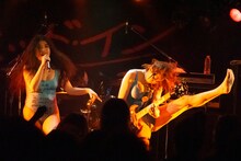 ベッド・イン（Photo by N.ARAKI）