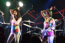 ベッド・イン（Photo by N.ARAKI）