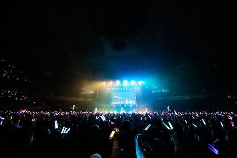 CY8ER「CY8ERなりの横浜アリーナ」の様子。