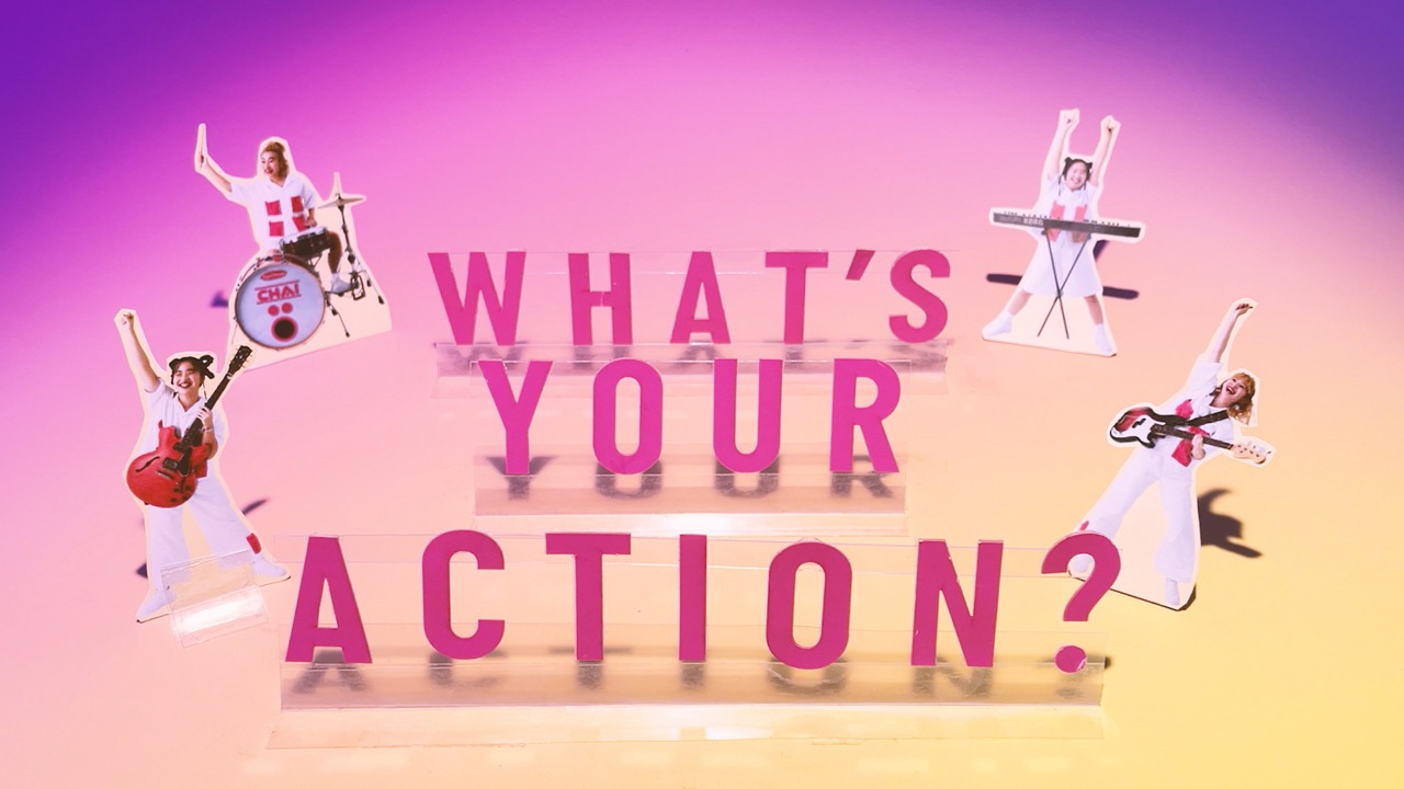 CHAI×ブラザー工業のコラボCM「What's your action?編」のワンシーン。