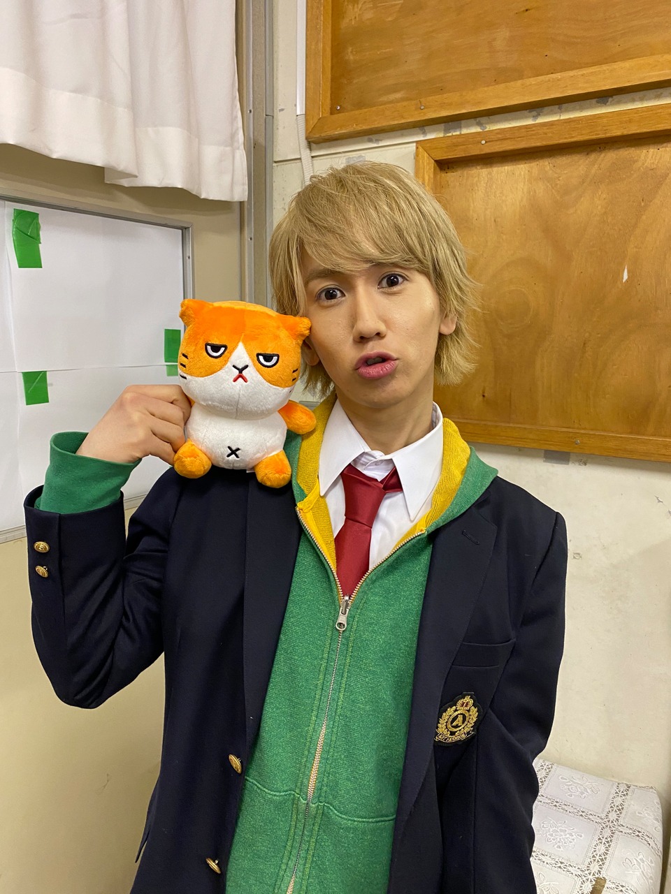 末吉9太郎とふてニャン。