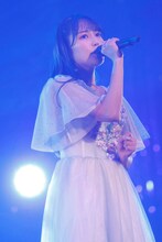 「My Voice Is For You」を歌う諸橋沙夏。（写真提供：代々木アニメーション学院）