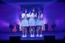 左から佐々木舞香、高松瞳、山本杏奈。（写真提供：代々木アニメーション学院）