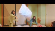 乃木坂46「Out of the blue」ミュージックビデオより。