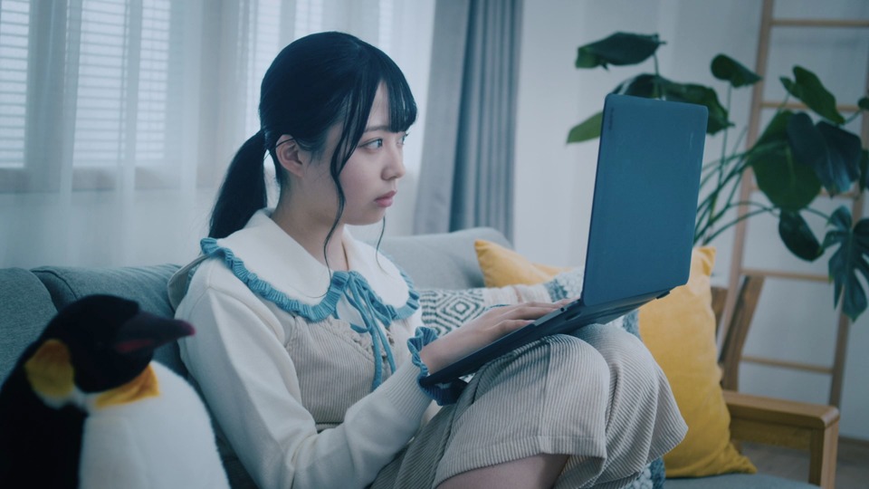 佐藤璃果の個人PVより。