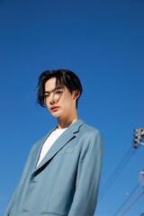 トリリンガルアーティストNOAの新作「Too Young」にKSUKE、mabanua、Chaki Zulu参加