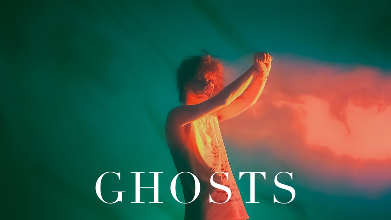 オカモトショウ「GHOSTS feat. Pecori」ミュージックビデオのサムネイル。
