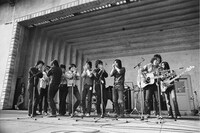 なぎら健壱らが出演した1974年の「春一番コンサート」。 (c)Takada Wataru