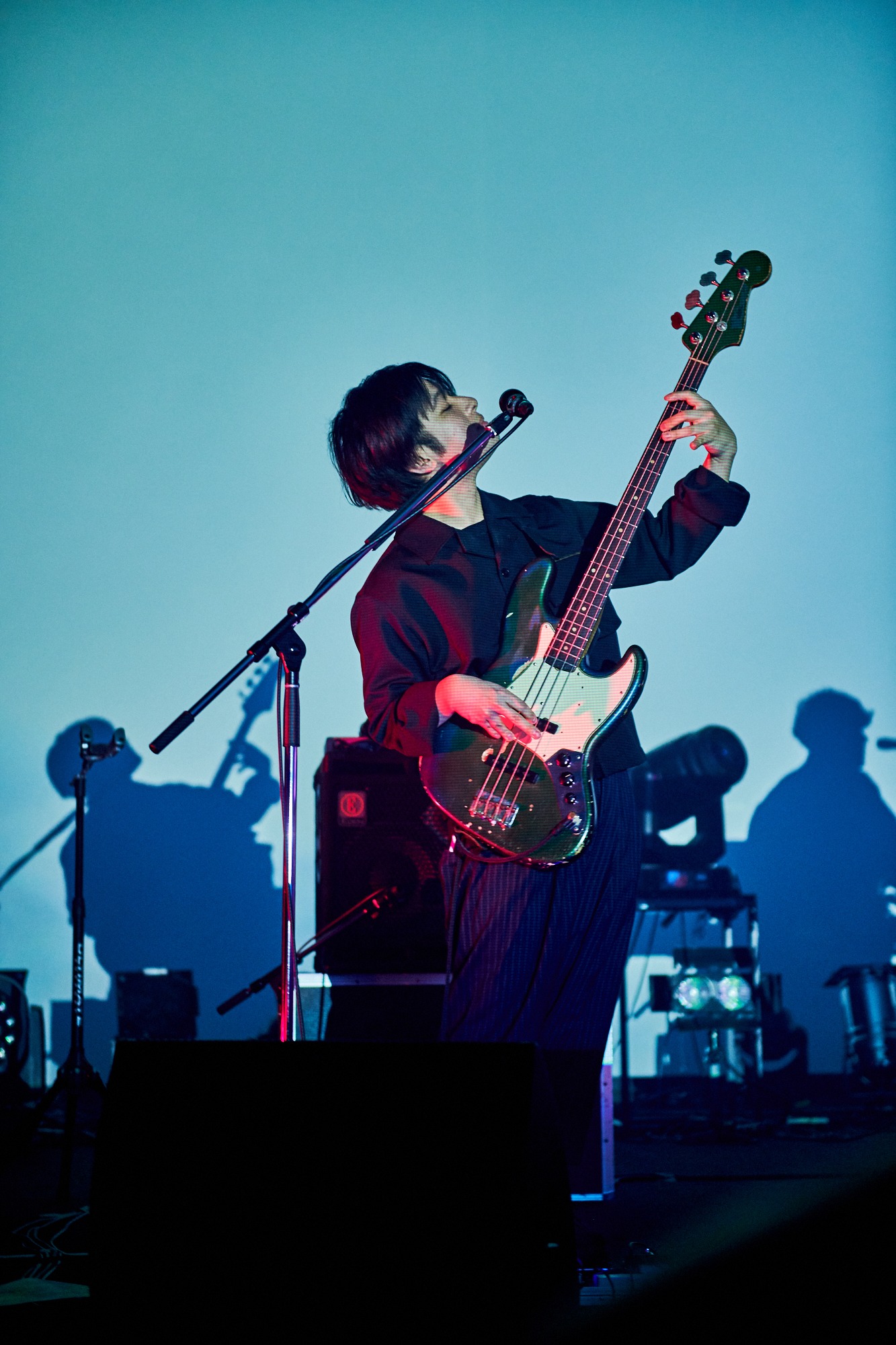 高野賢也（B, Cho）（撮影：酒井ダイスケ）