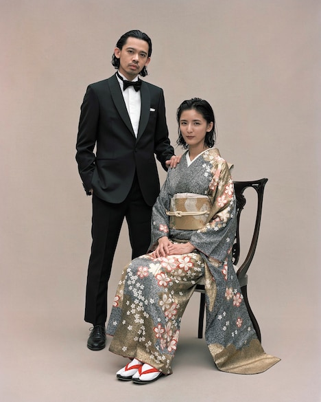 左からLEO藤井萩花。