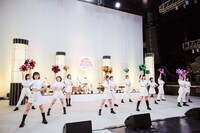 BEYOOOOONDS（撮影：曽我美芽）