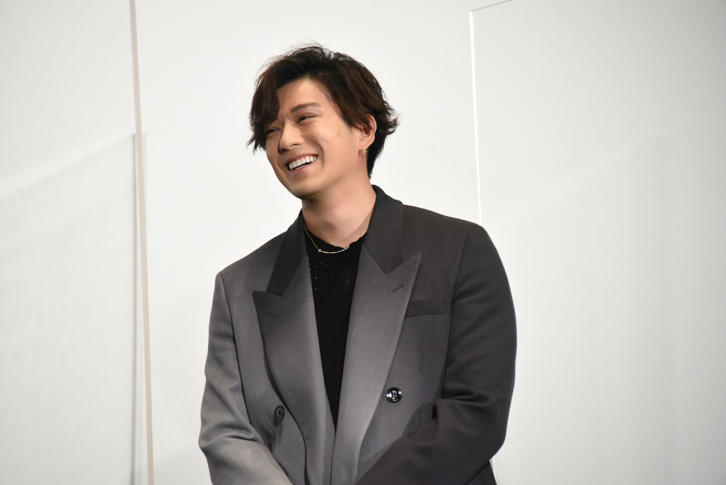 新田真剣佑
