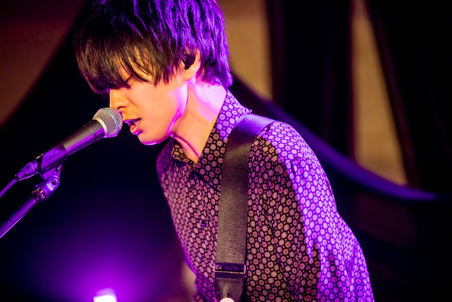 斎藤宏介（Vo, G）（Photo by Viola Kam［V'z Twinkle］）