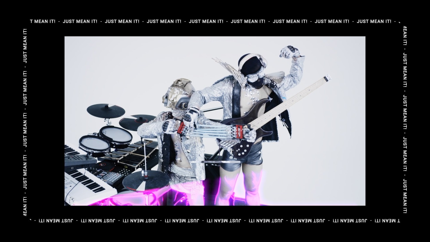 ばってん少女隊「Just mean it!」ミュージックビデオより。