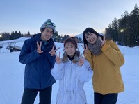 降幡愛「真冬のシアーマインド」ミュージックビデオのオフショット。