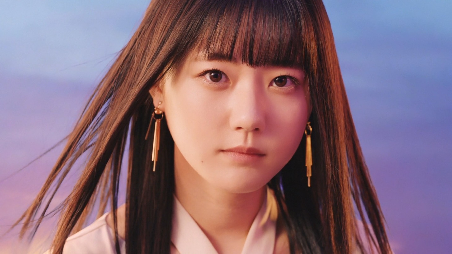 STU48「独り言で語るくらいなら」ミュージックビデオより。