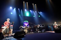 「MTRY TOUR 2021」初日公演の様子。（撮影：三浦憲治）