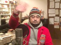 中継先の堀込泰行。