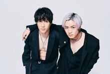 左から藤原樹、川村壱馬。（撮影：曽我美芽）