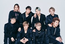 上段左から鈴木昂秀、陣、長谷川慎、浦川翔平、下段左より岩谷翔吾、RIKU、吉野北人、後藤拓磨。（撮影：曽我美芽）