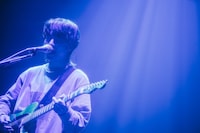 Saucy Dogの石原慎也（Vo, G）。（撮影：日吉“JP”純平）