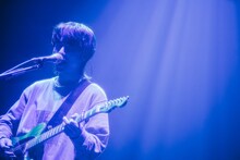 Saucy Dogの石原慎也（Vo, G）。（撮影：日吉“JP”純平）