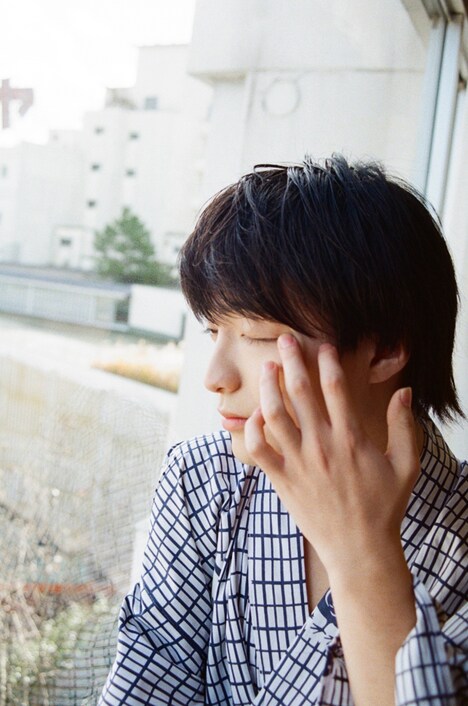 「さくらしめじオフィシャルカレンダー2021.4→2022.3」掲載画像(c)SDP