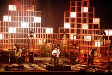 「スピッツ 猫ちぐらの夕べ WOWOWスペシャルエディション」キーカット(c) Junji Naito