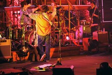 「sumika Live Tour 2020-2021 -Daily's Lamp-」の様子。（撮影：山川哲矢）