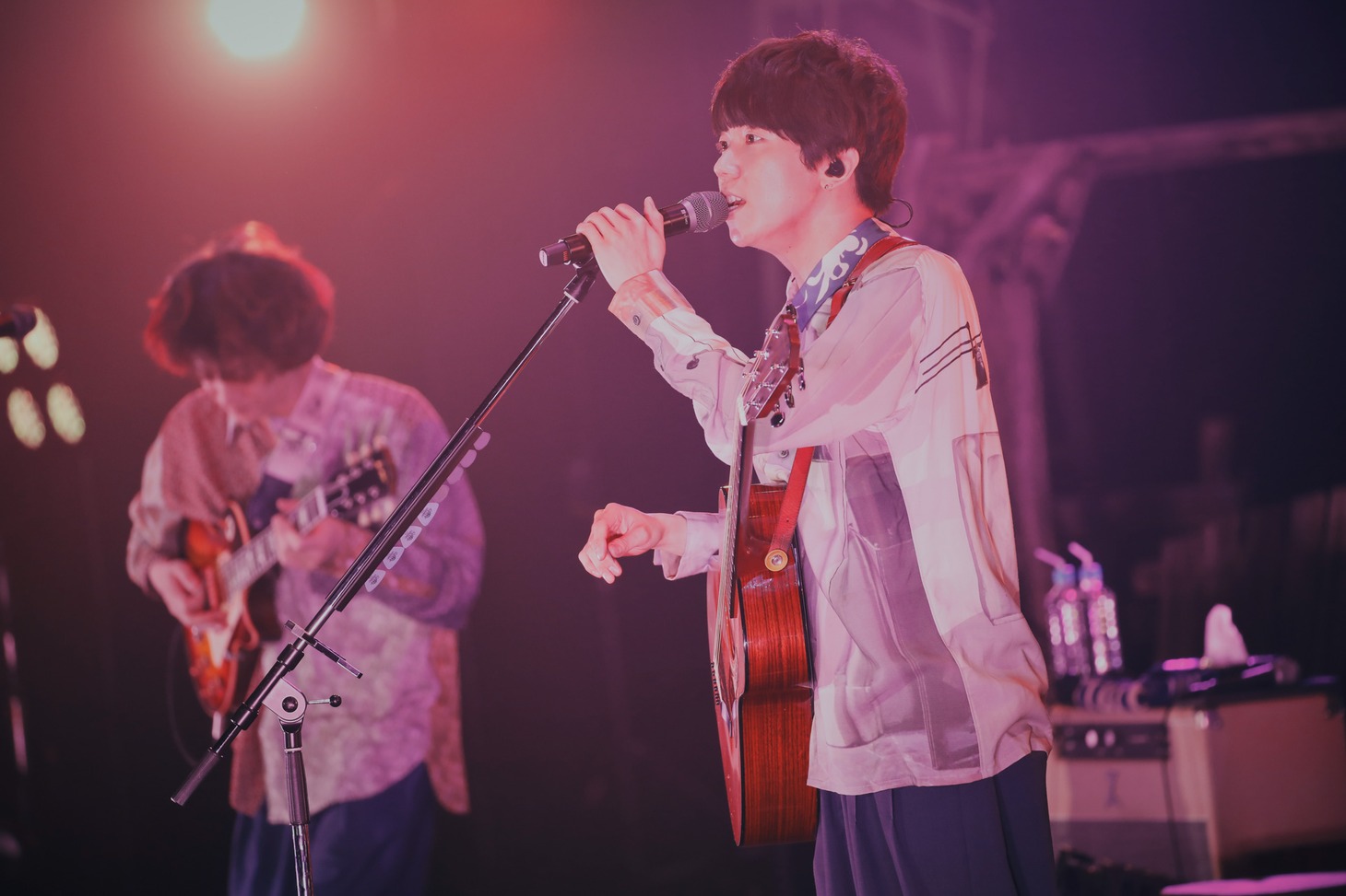 片岡健太（Vo, G）（撮影：山川哲矢）