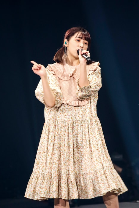 巫まろ(Photo by Michiko Kiseki)