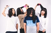 死んじゃうじゃんか（撮影：山下聡一朗）