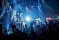 BiS「KiLLiNG IDOLS TOUR」Zepp Tokyko公演の様子。