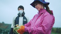 JAグループ北海道のテレビCM「パラレルノーカーはじまっています編」のメイキング。