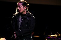 Yosh（Survive Said The Prophet）（Photo by MASANORI FUJIKAWA）