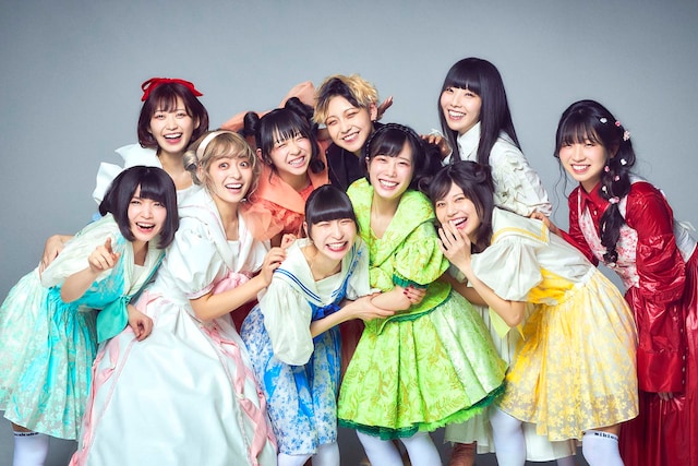 人気画像1位は「でんぱ組.inc、えいたそを送り出して新体制に移行！新メンバー5人迎えて総勢10人組に」より、でんぱ組.inc。