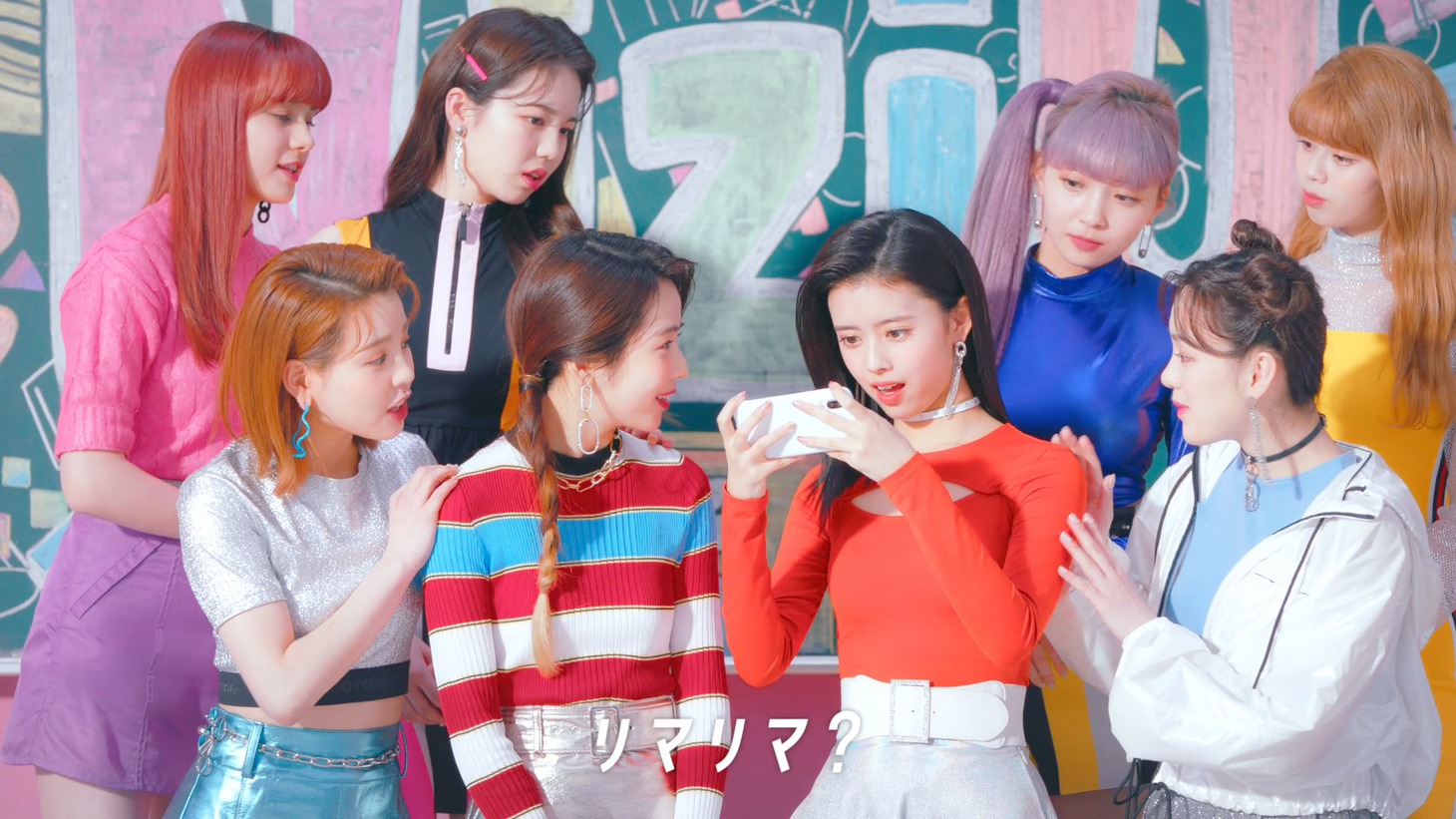 NiziU×ソフトバンク新WebCM「ゲームの次はなにするの？」編より。