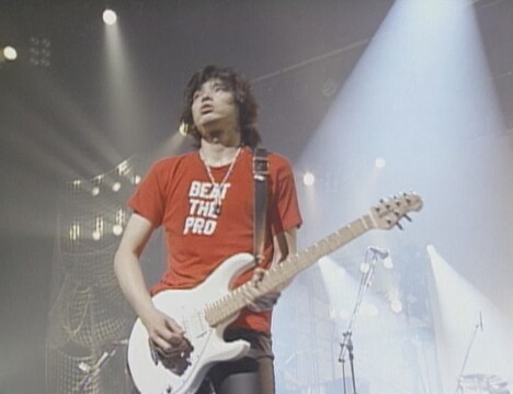 スペースシャワーTV「アンコールアワー 斉藤和義」より。