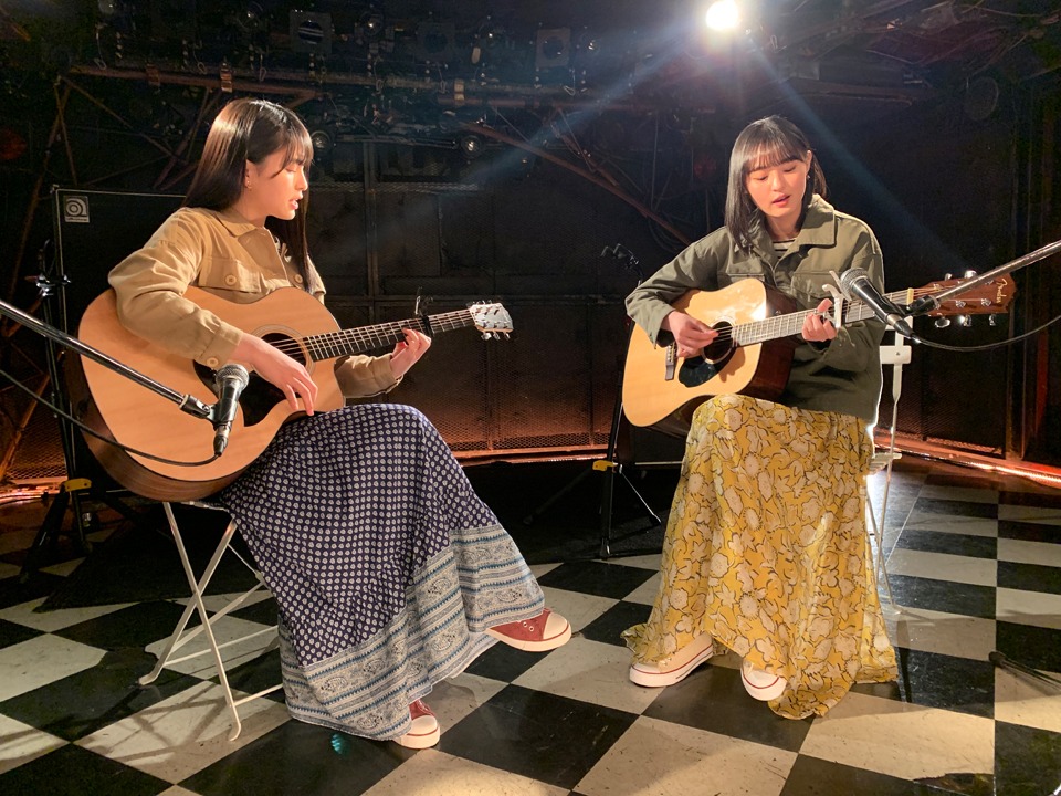 大園桃子と遠藤さくら。