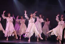 STU48号で「独り言で語るくらいなら」をパフォーマンスするSTU48。(c)STU/KING RECORDS