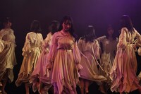 STU48号で「独り言で語るくらいなら」をパフォーマンスするSTU48。(c)STU/KING RECORDS