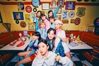 NiziUがカラフルなスイーツでパーティ「Poppin' Shakin'」MV公開