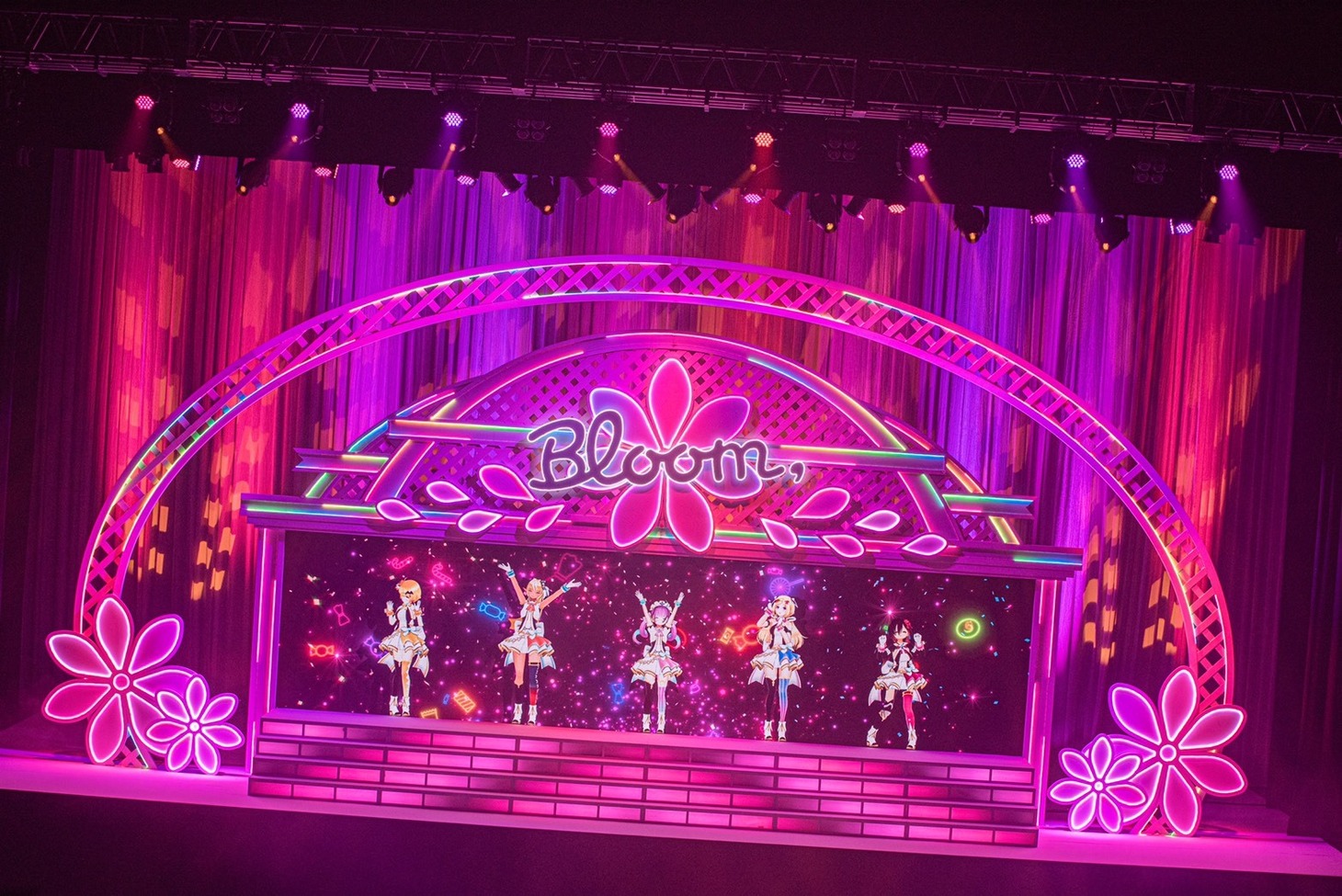 「hololive IDOL PROJECT 1st Live.『Bloom,』」の様子。