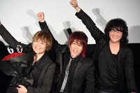 左から影山ヒロノブ、きただにひろし、福山芳樹。