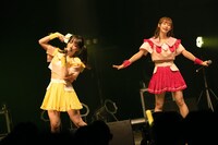 「クマリデパート6thワンマンライブおいでよ！こころのデパート『宇宙規模のアイを叫ぶ！-終わらない餅つき大会の後に-』」の様子。（Photo by Jumpei Yamada）