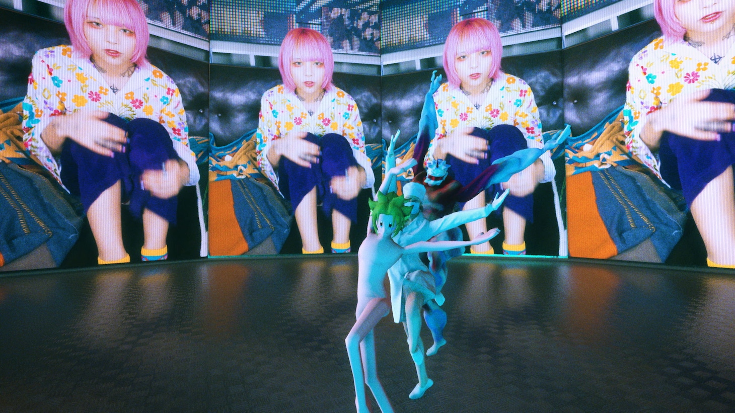 4s4ki「Sugar Junky」ミュージックビデオより。
