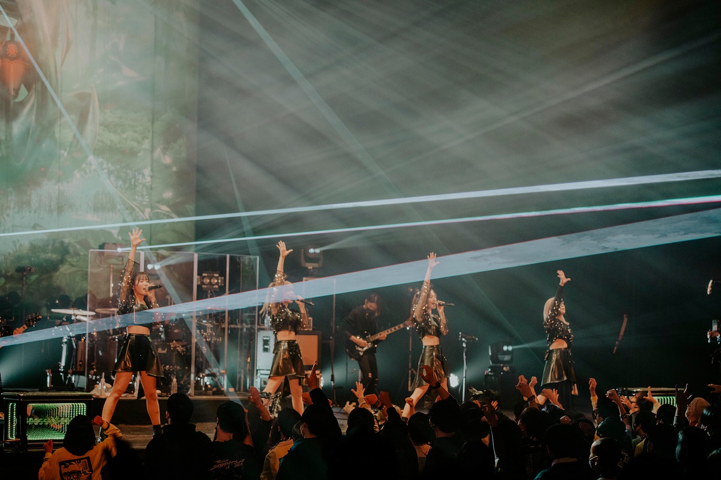 PassCode（Photo by Shingo Tamai）
