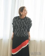 「with」2021年4月号より優香。